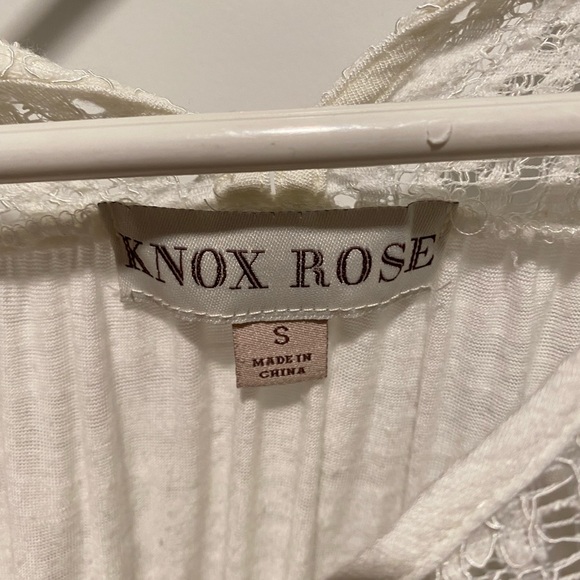 Knox Rose lace blouse - Picture 3 of 3